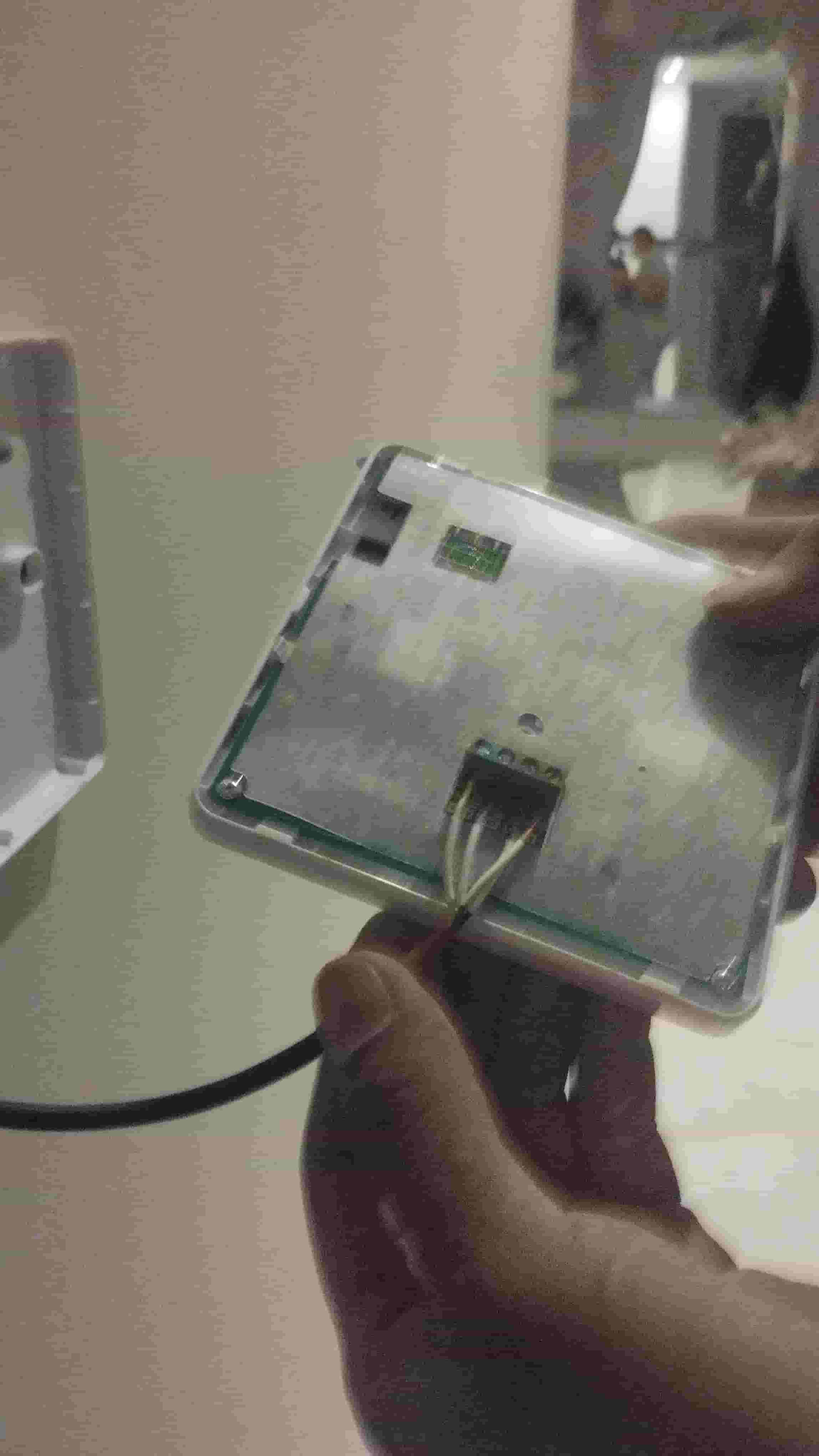 Dismantling, installing and maintaining all types of air conditioners